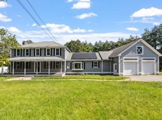 1 Dow St, Pepperell, MA 01463