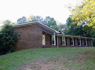 3904 Northwood Lake Dr W, Northport, AL 35473