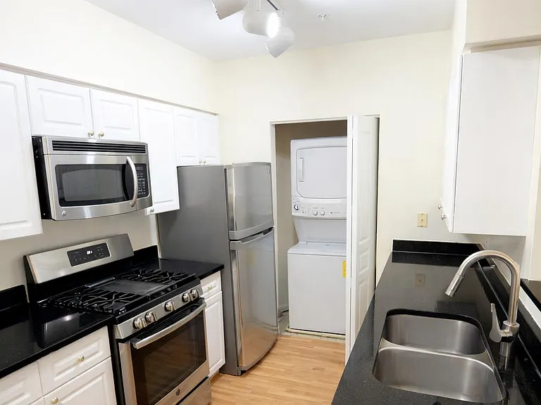 12919 Alton Sq #203 — Photo 4