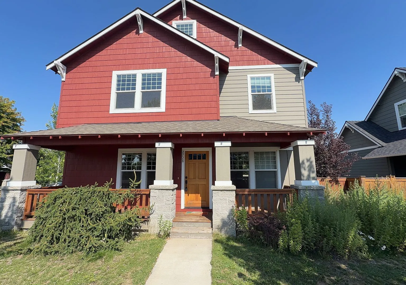 Move In Special! 1/2 Off First Months Rent. 3 Bedroom / 2.5 Bathroom In Ne Bend Or — Photo 2