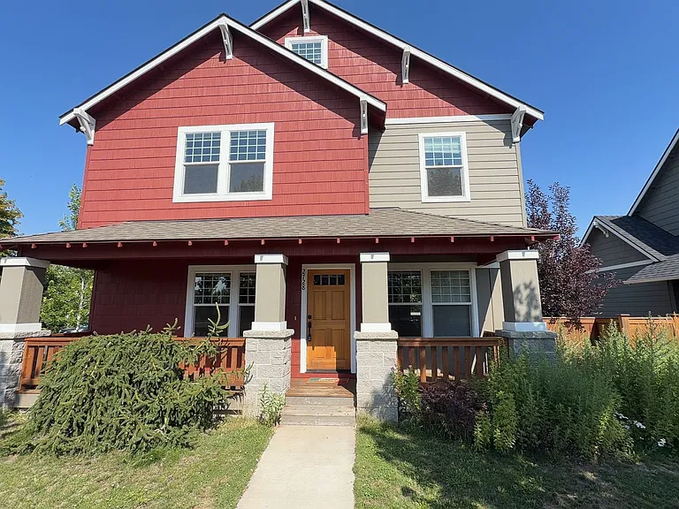 2728 NE Black Oak Pl — Photo 2