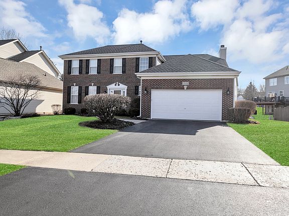 2nd image of 3531 Voltaire Ln