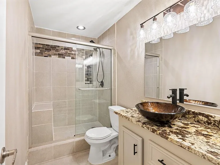 6401 Skyline Dr #5 — Photo 5