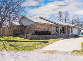 1811 Saylor St, Goldthwaite, TX 76844