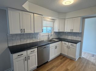 332 N Rochester Rd #4, Clawson, MI 48017