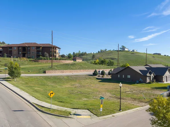 1260 Settlers Creek Pl, Rapid City, SD 57701