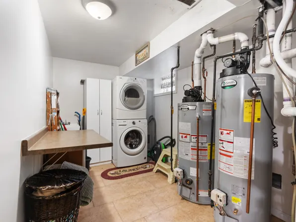 240 Alter Avenue image 35 of 40