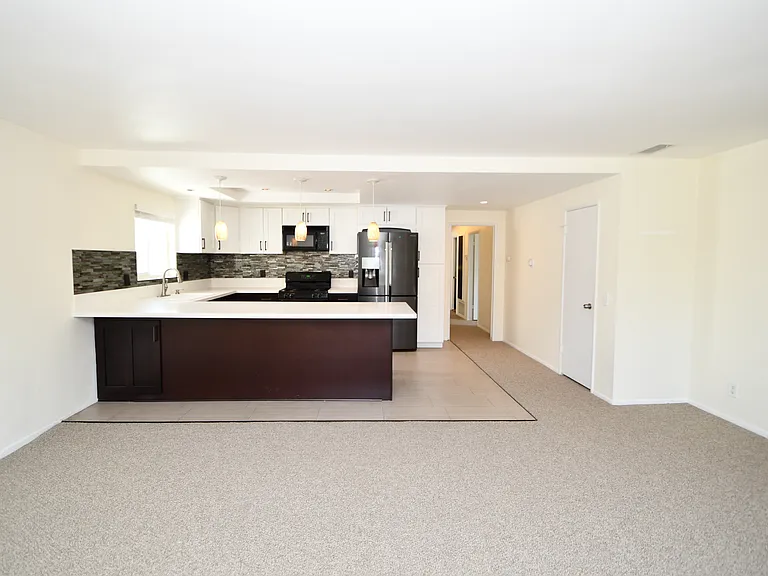 2028 Andreo Ave #2028 — Photo 4