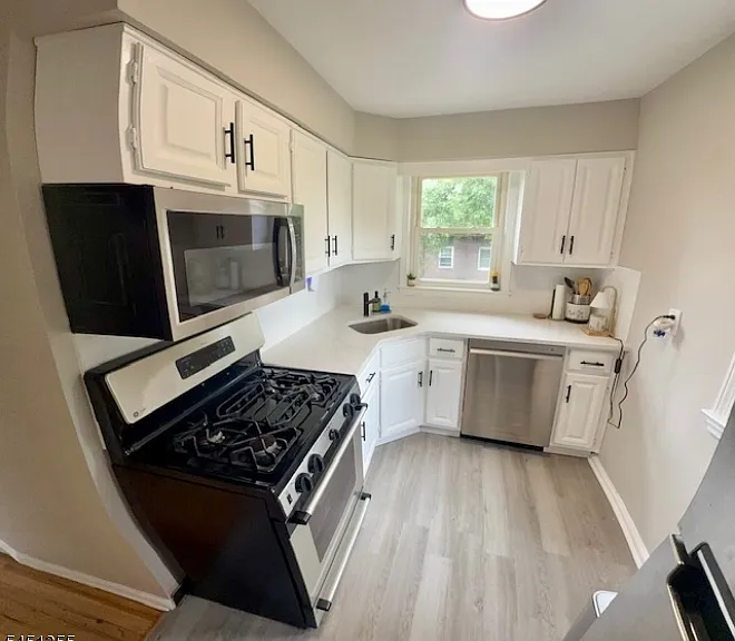 349 Bloomfield Ave #25 — Photo 16