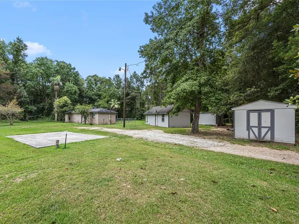 394 County Road 3378, Cleveland, TX 77327