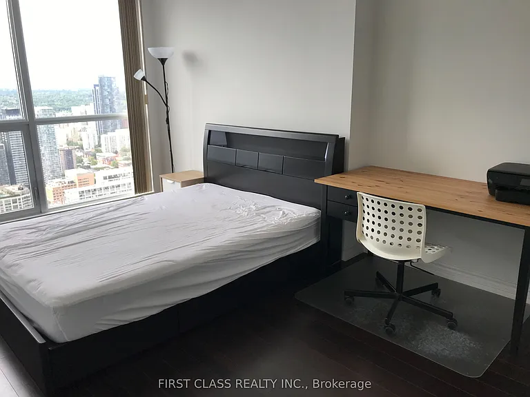 386 Yonge St #5102 — Photo 7