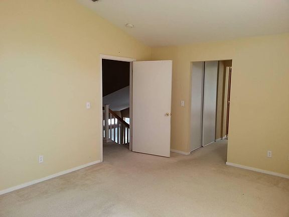 5th image of 23 Pine Creek Ct
