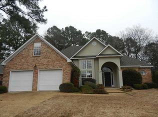 404 Pinewood Ln, Ridgeland, MS 39157