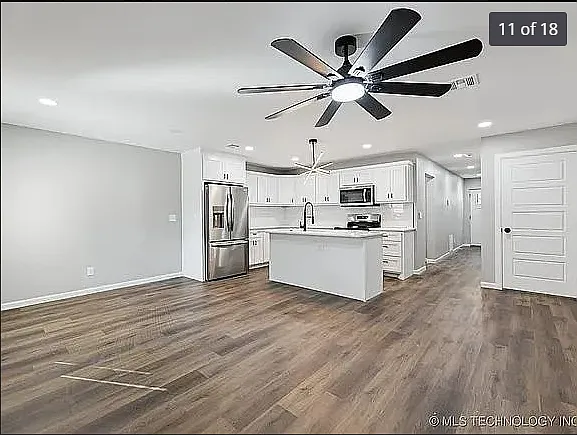 3 bed, 2.5 bath, 1657 sqft, $1,950 — Photo 4