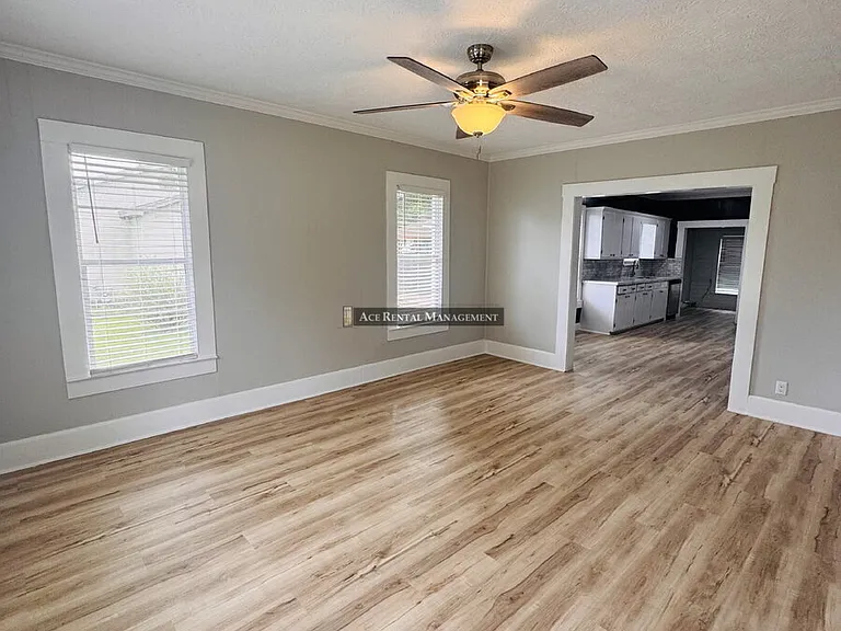 6620 Terrell St #FRONT — Photo 3