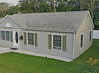 169 Jaffrey St, Weymouth, MA 02188