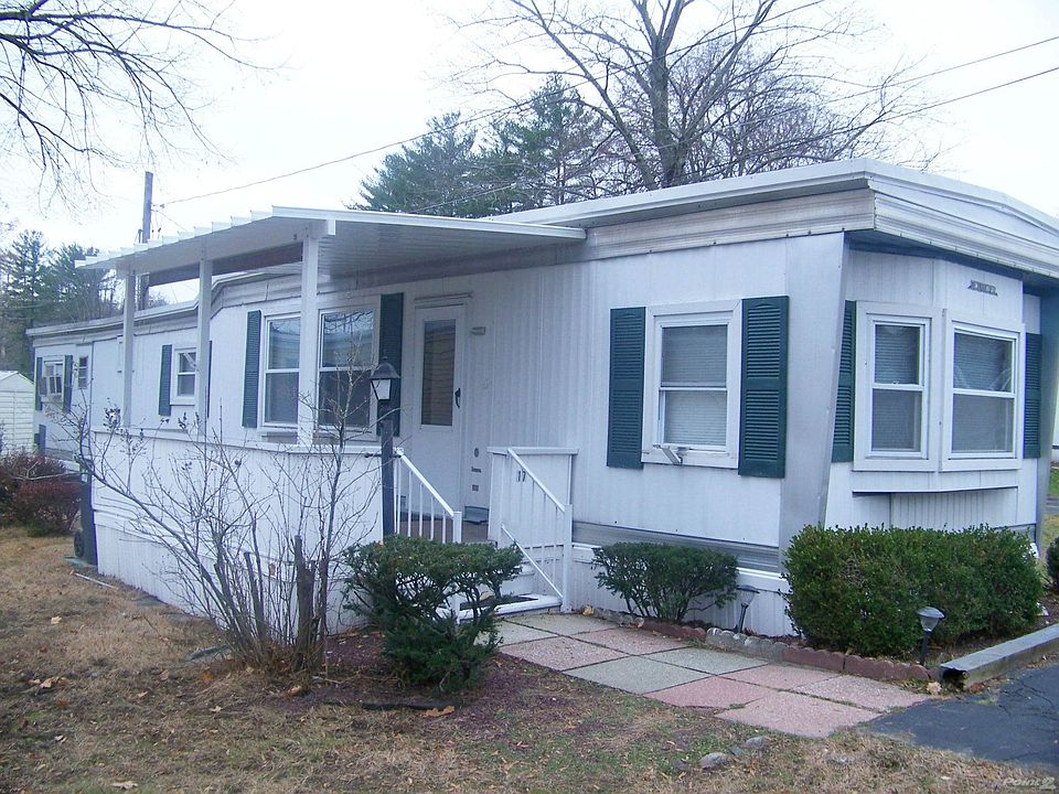 Welcome to 17 Willow Pond Road