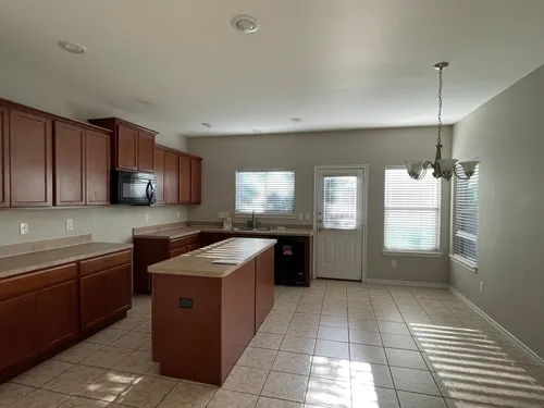 5560 Thunder Bay Dr Photo 1