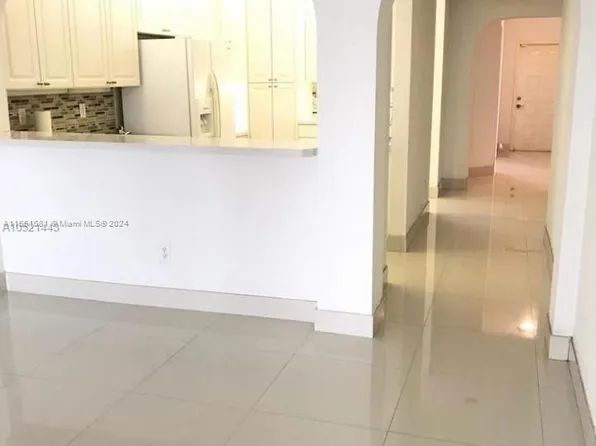 10720 NW 66th St APT 311, Doral, FL 33178