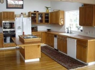 1901 Shore Dr, Anchorage, AK 99515