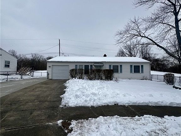 2nd image of 3570 Etter Dr