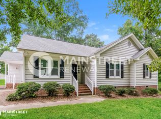 9909 Huntwyck Dr, Raleigh, NC 27603