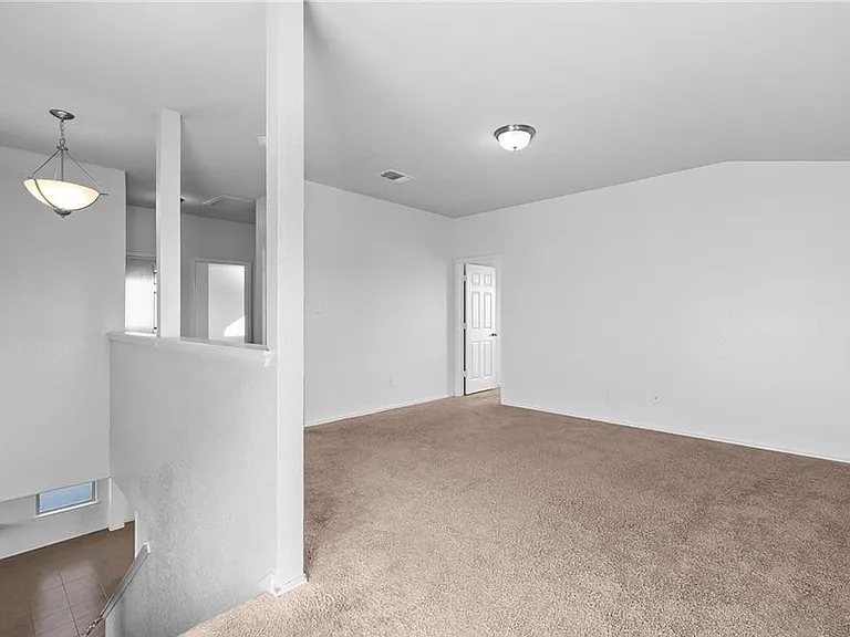 6708 George Cv — Photo 15