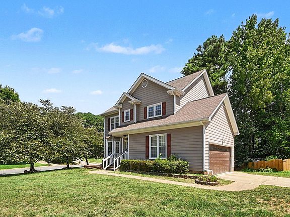 2nd image of 301 Cary Pines Dr