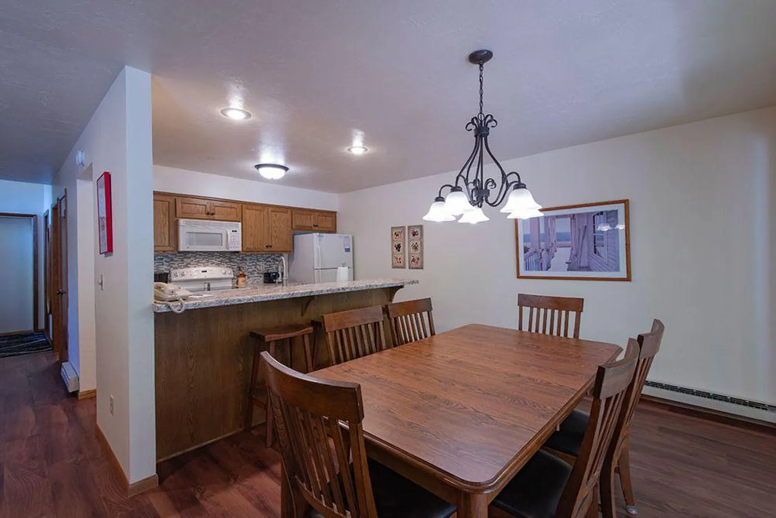 2 bed, 2.0 bath, 1399 sqft, $5,130 — Photo 3