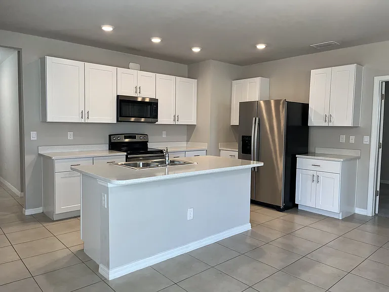 18540 Cronin Sand Ln — Photo 3