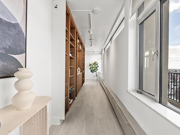 5th image of 1 Horizon Rd #Penthouse 1
