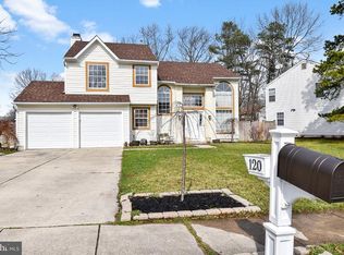 120 Breckenridge Dr, Sicklerville, NJ 08081