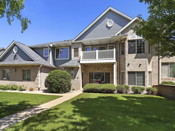 6826 53rd St, Kenosha, WI 53144