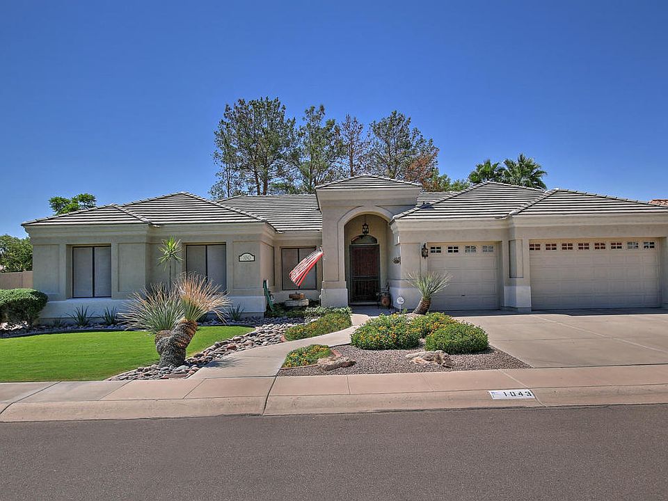 1st image of 1043 E Derby Dr