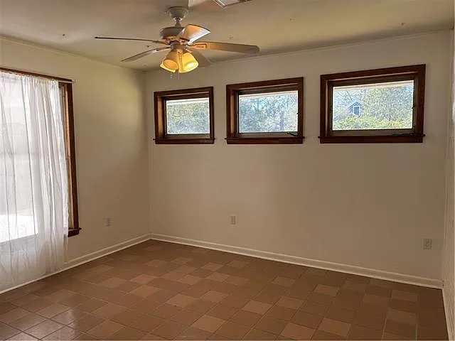 722 S Harrison St — Photo 11