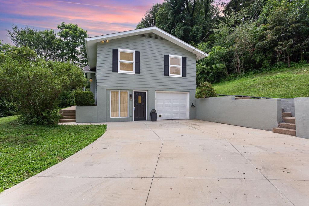 Real estate listing image