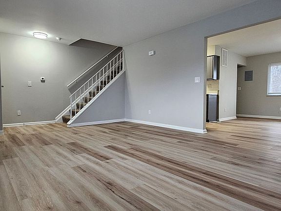 2nd image of 3097-3107 Silver Rock Ave #3103