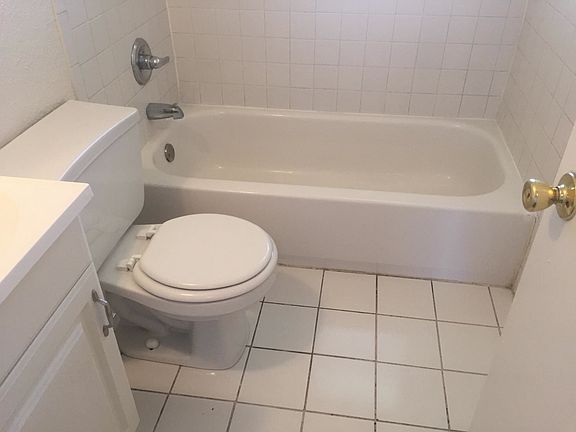 4th image of 3409 Griggs Ave