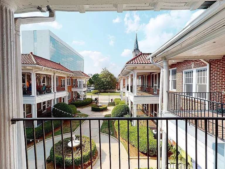 305 E Ponce De Leon Ave #E4 — Photo 10