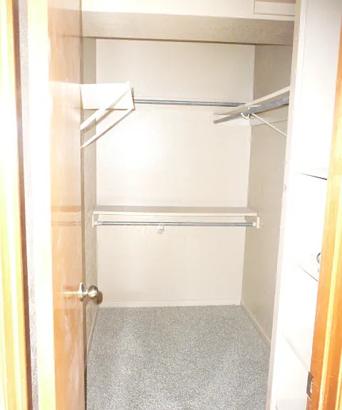 2802 NE 9th St #A6 — Photo 13
