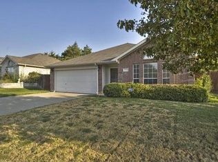 1624 Wintercrest Rd, Grand Prairie, TX 75052