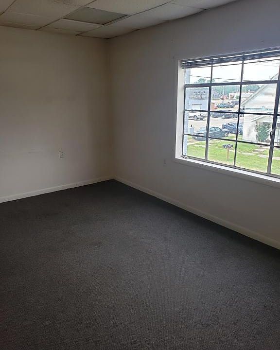 2nd image of 121 E Arch St #2