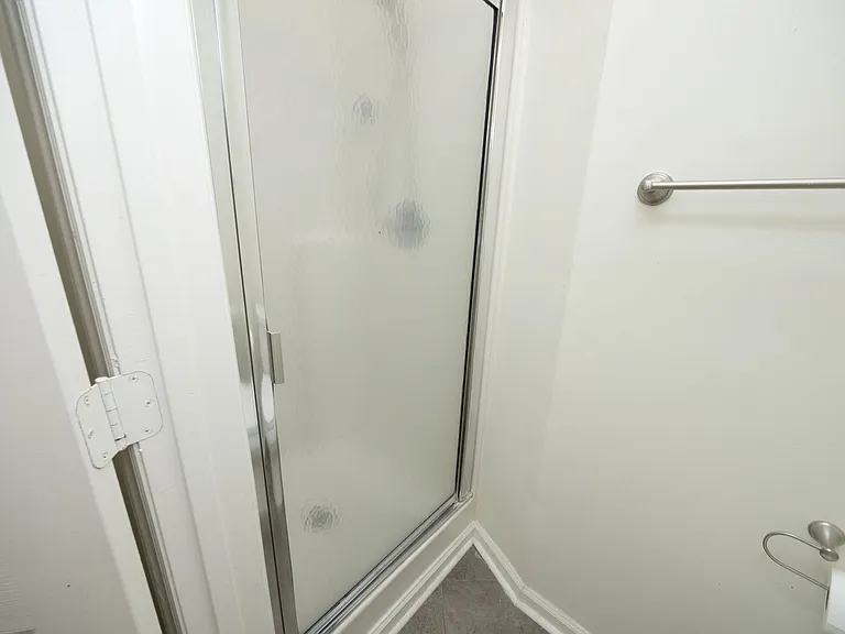 521 Renshaw Ct — Photo 20