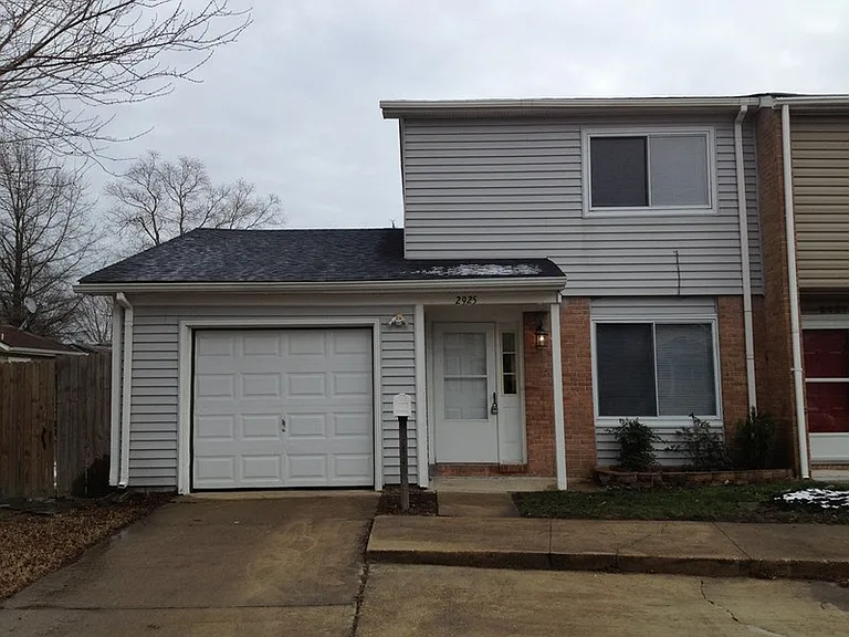 2925 Theodorus Ct — Photo 1