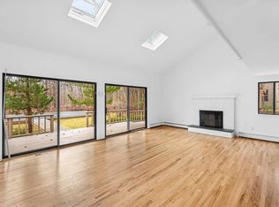 12 Wooded Oak Ln, East Hampton, NY 11937