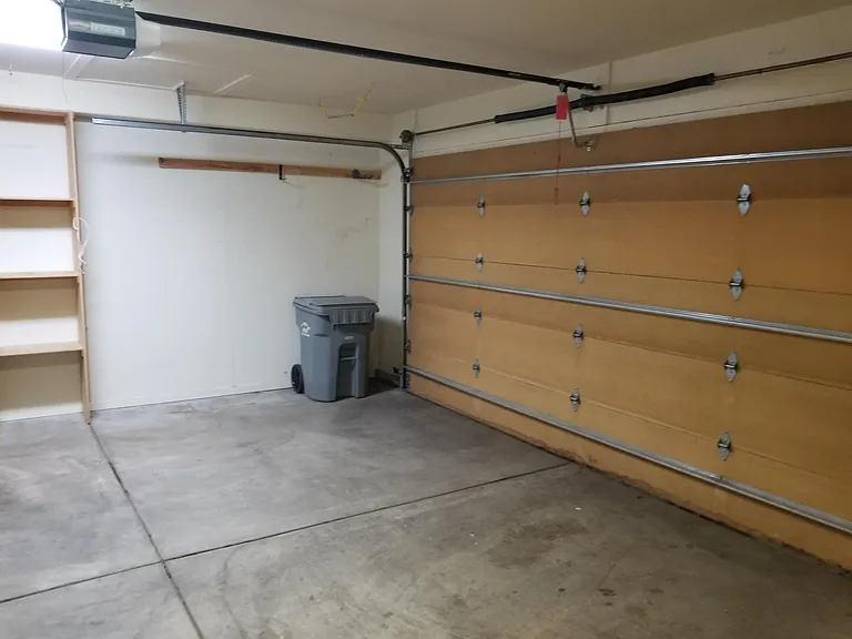 530 Evans Ct — Photo 18