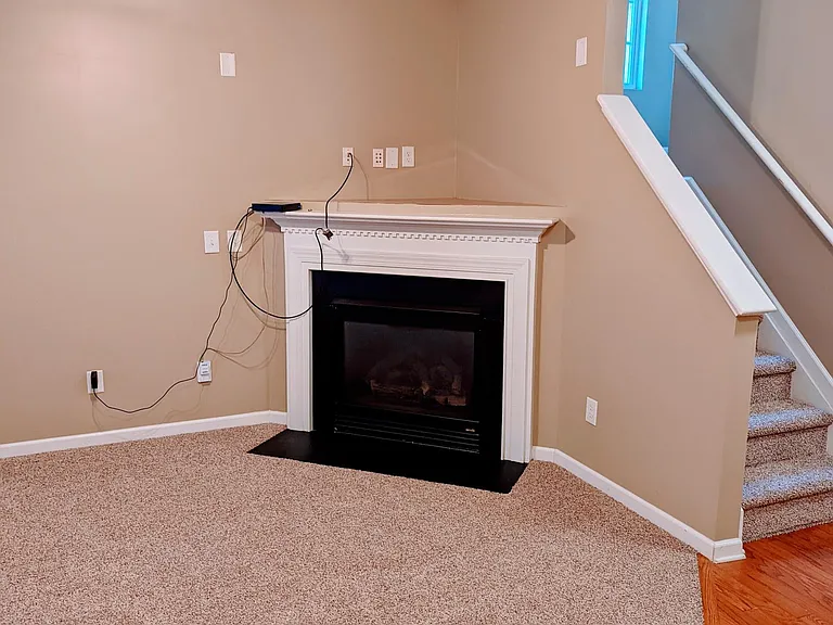 40 Edgebrook Cir — Photo 3