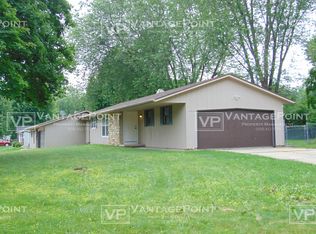 1009 Rogues Way, Green Bay, WI 54313