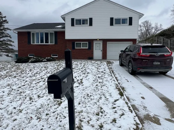 1005 Murray Hill Rd, Vestal, NY 13850