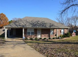 6240 Fair Meadow Dr, Horn Lake, MS 38637